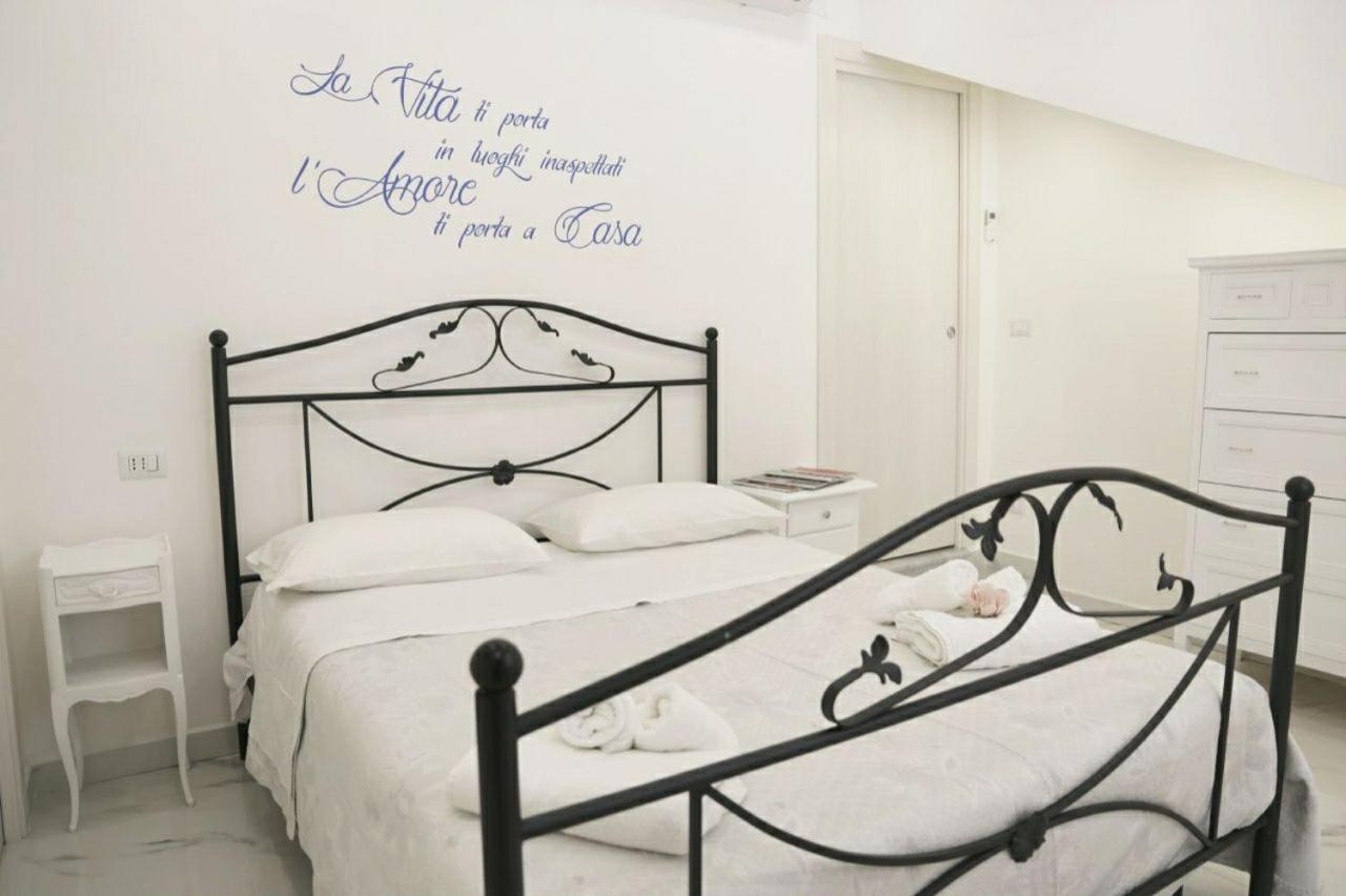 La Dukesca Chic Apartment Naples Luaran gambar
