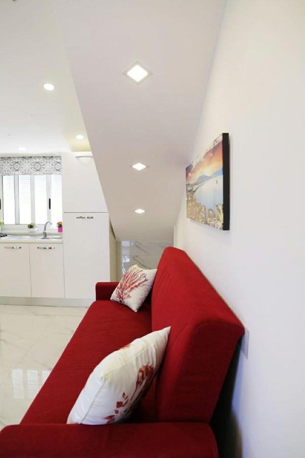 La Dukesca Chic Apartment Naples Luaran gambar