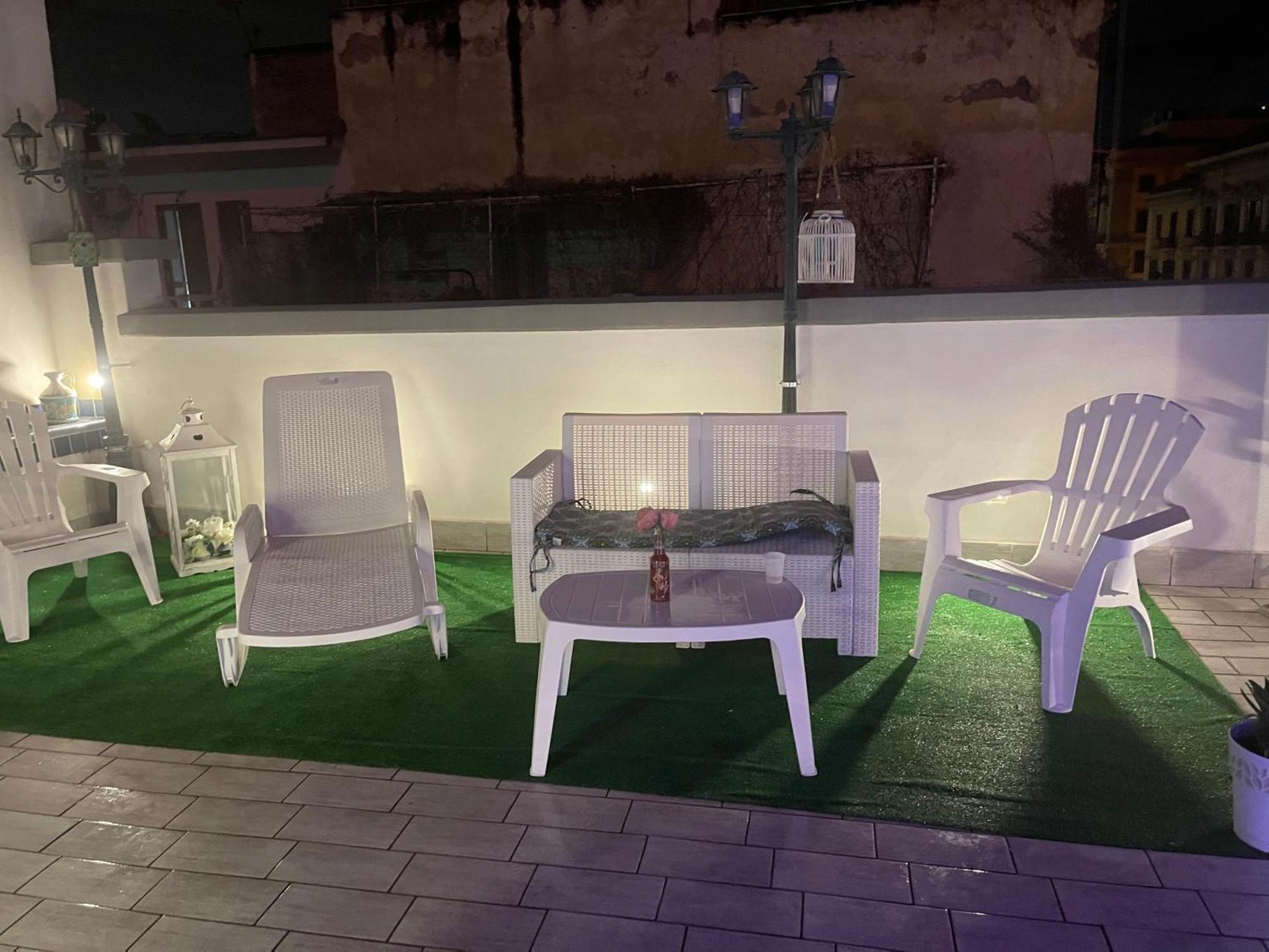 La Dukesca Chic Apartment Naples Luaran gambar